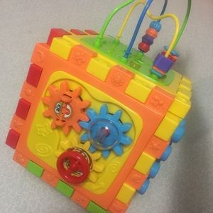 Play activity cube